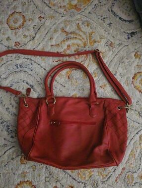 Red Women's Satchel Handbag - Classic Everyday Tote